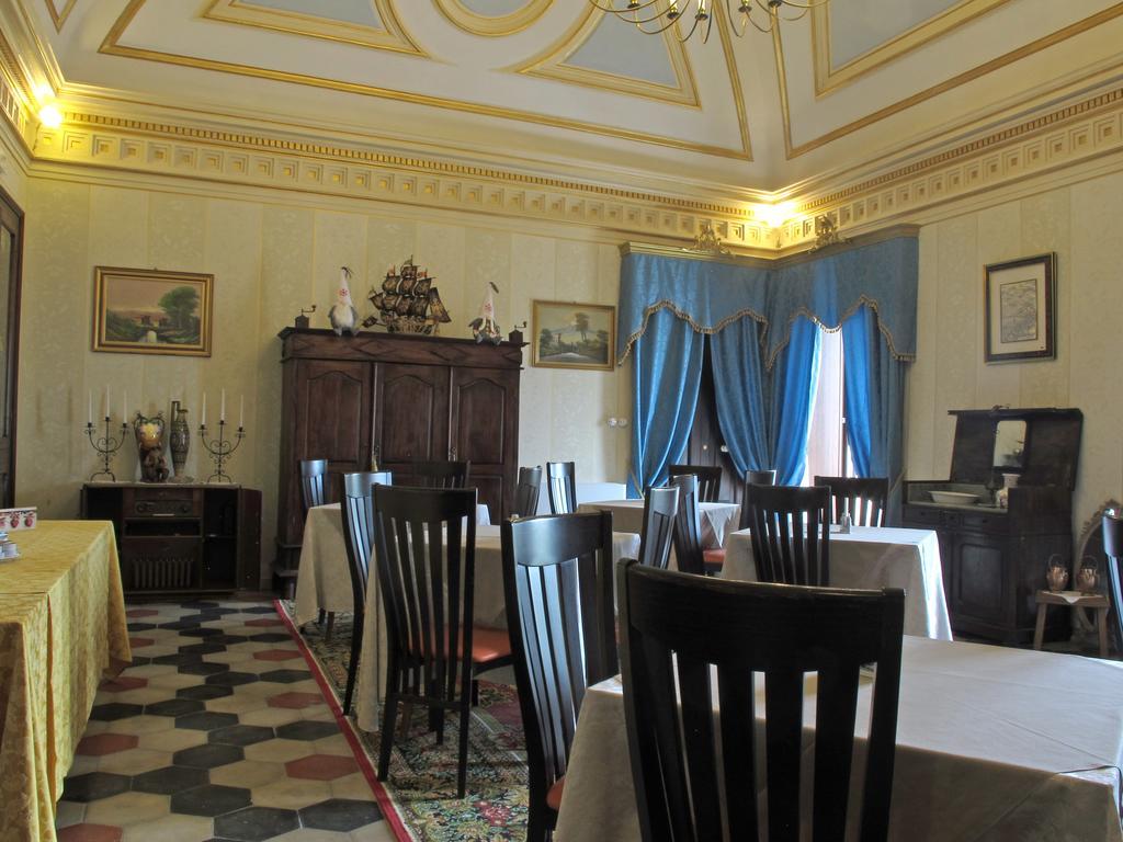 מלון Calascio Palazzo Diamante מראה חיצוני תמונה
